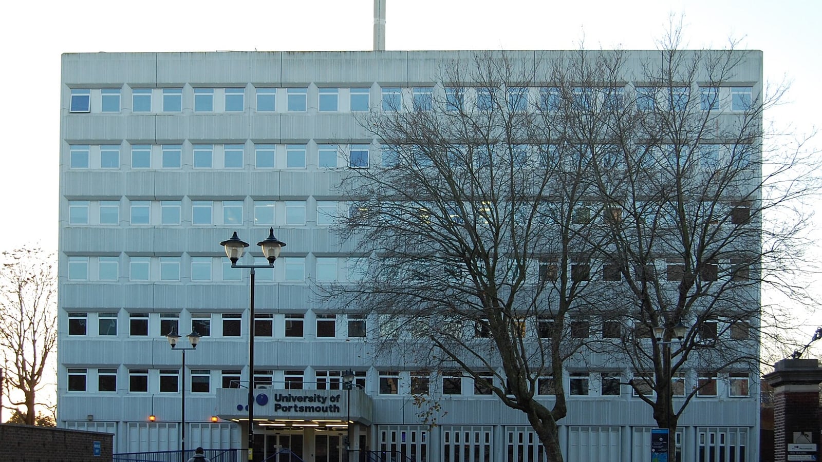 朴茨茅斯大学校园建筑